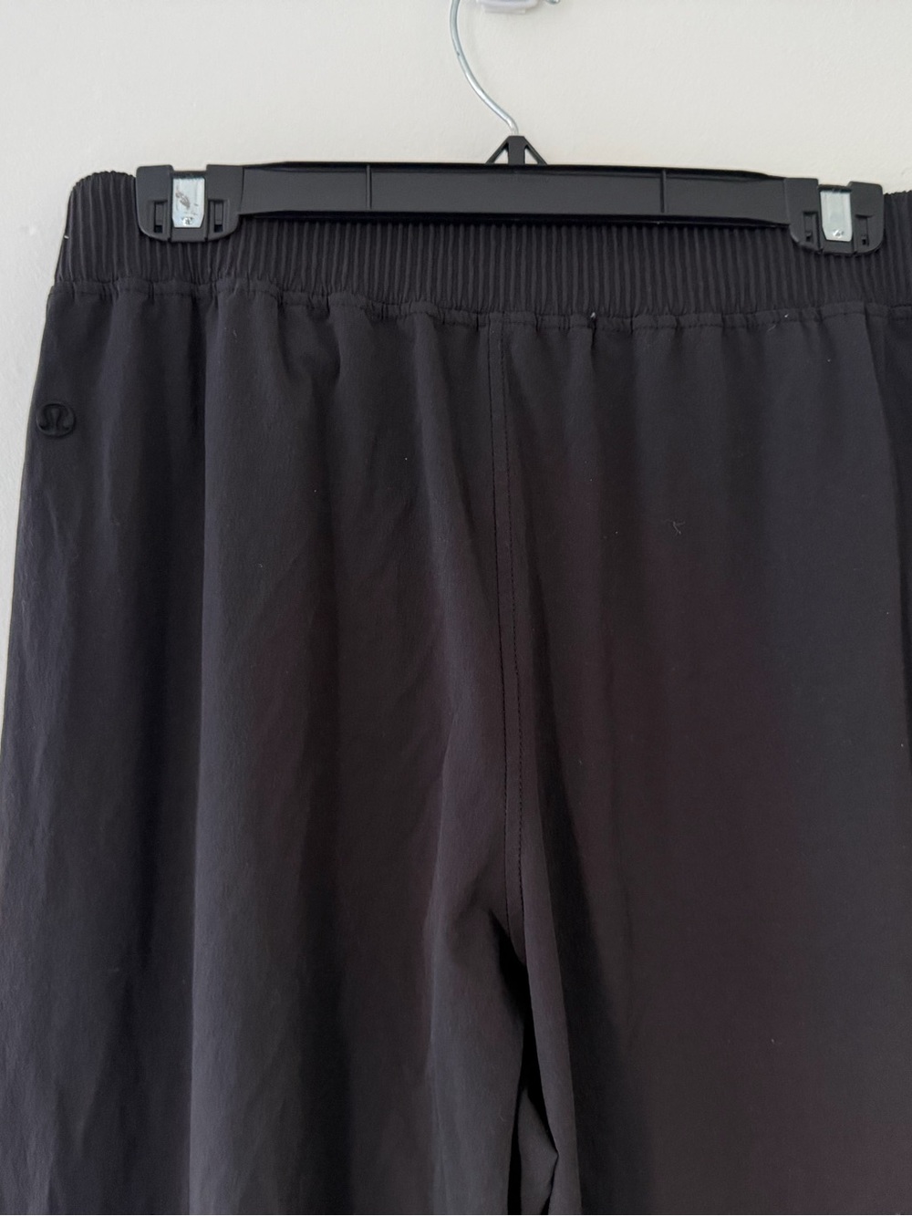 Lululemon Stretch Woven Wide-Leg High-Rise Pant in Black Size Large Track Pants - Picture 10 of 16
